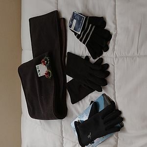 Exquisitely soft scarf & black fleece lined gloves.